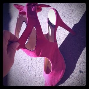 Pink heels